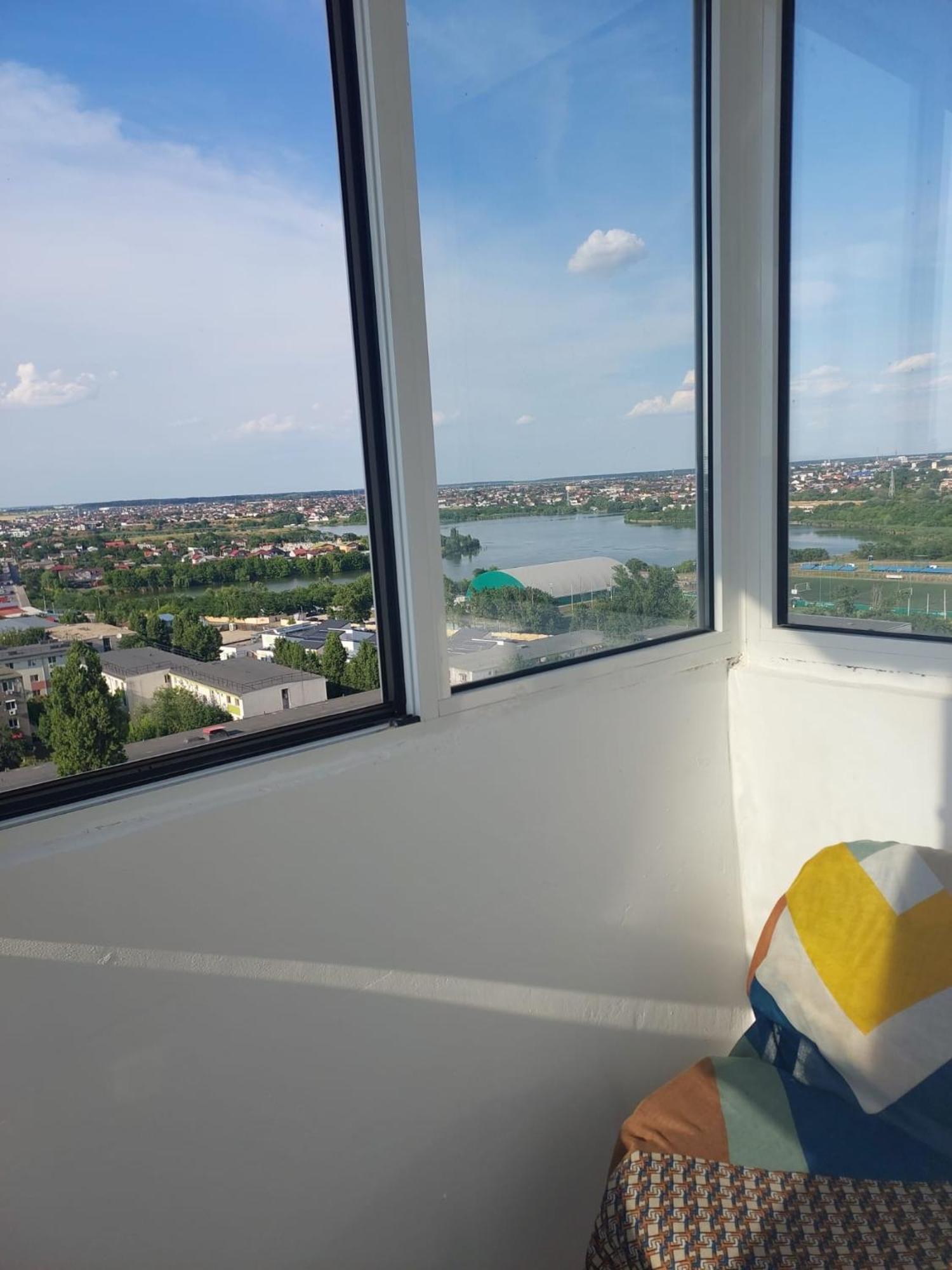 Panorama Mega Apartament Pantelimon Bucharest Luaran gambar